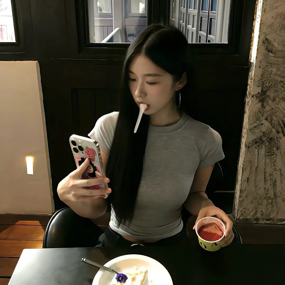 江豚·风时舞